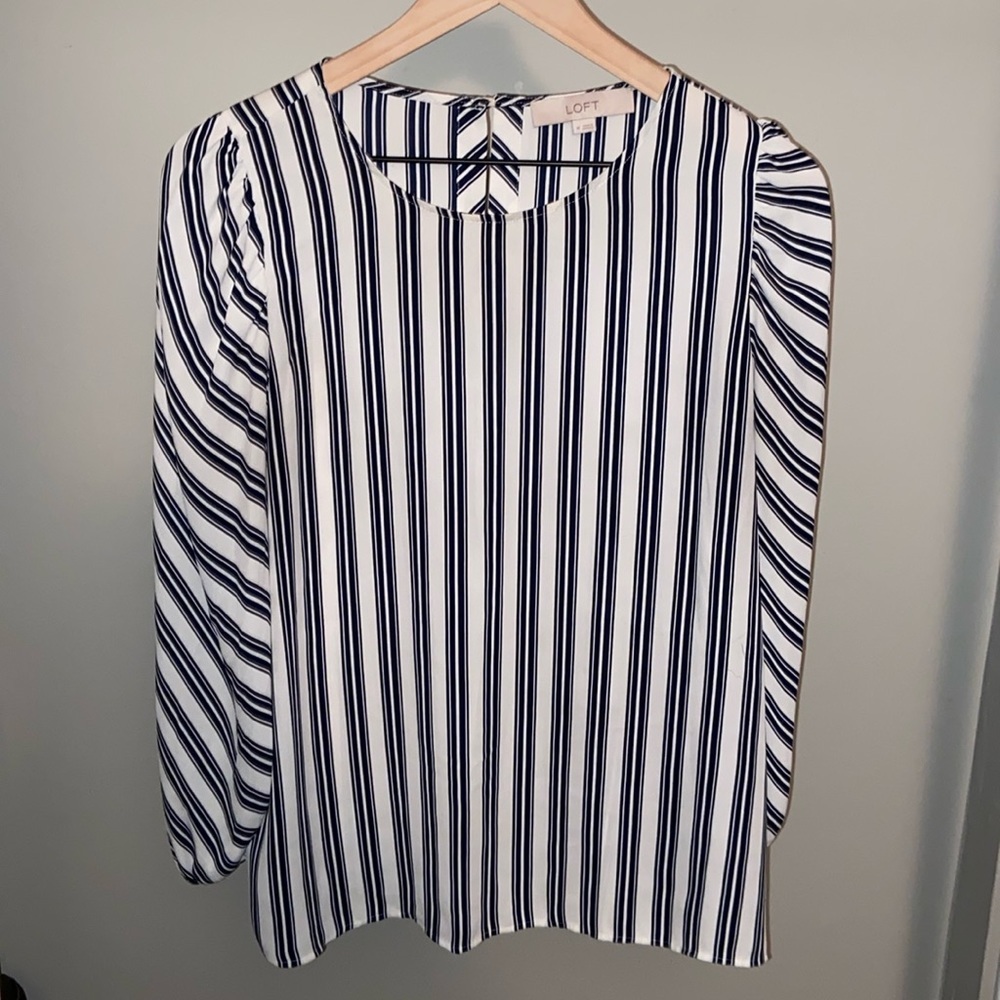 LOFT Navy White Stripe Blouse M Balloon Sleeve Nautical Coastal Chic